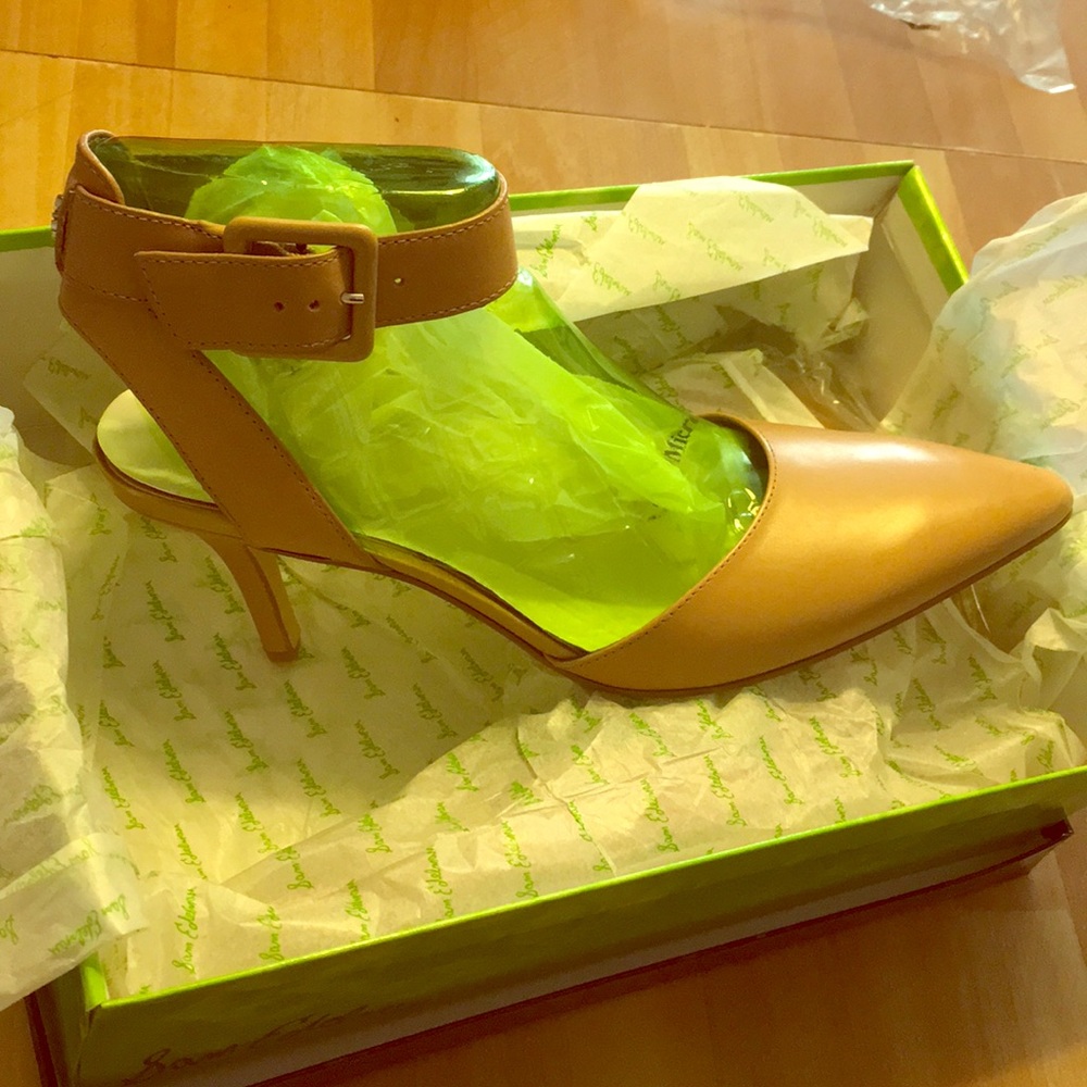 Brand new never worn Sam Edelman nude heels 8.5